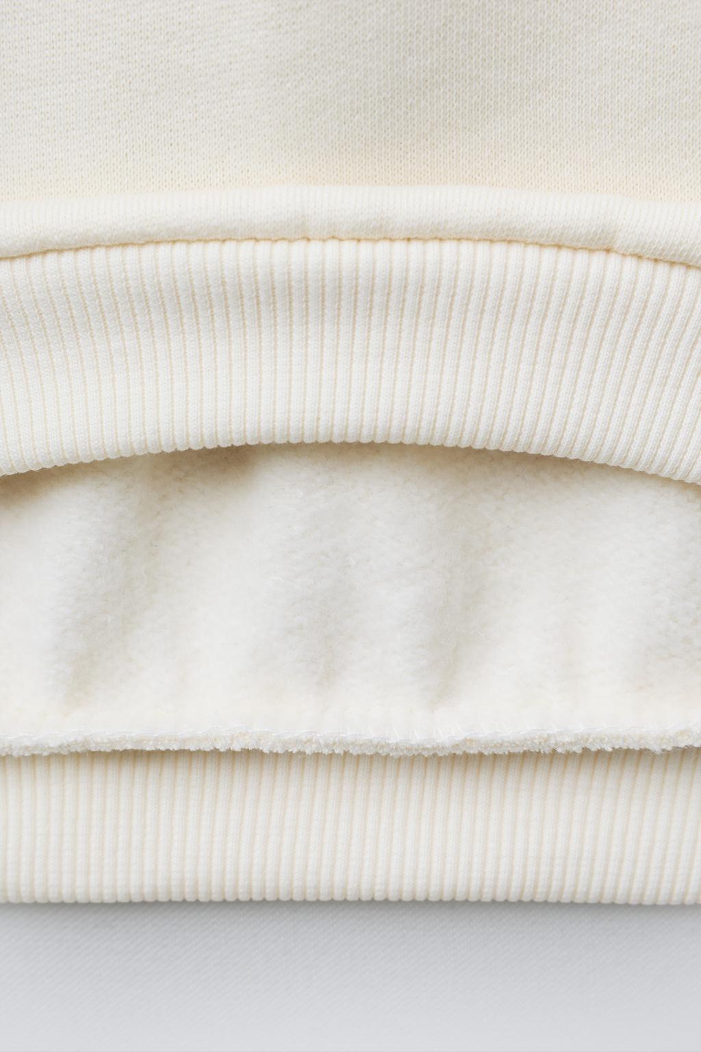 КОМПЛЕКТ ИЗ ТОЛСТОВКИ И ЛЕГИНСОВ