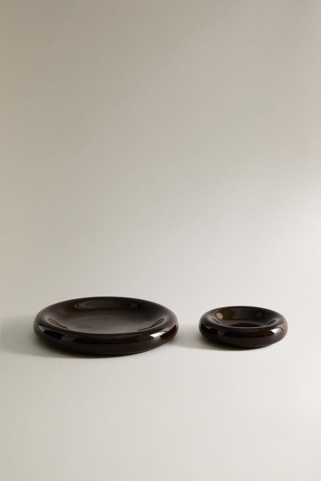 Декоративные блестящие подносы