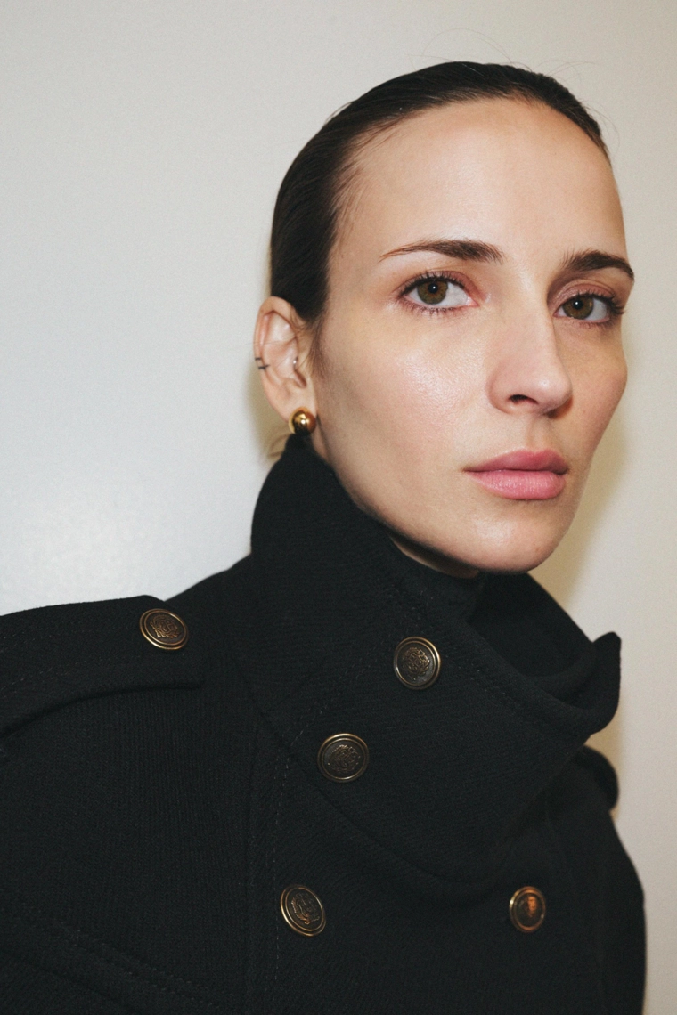 НАКИДКА ИЗ СМЕСОВОЙ ШЕРСТИ С МЕТАЛЛИЧЕСКИМИ ПУГОВИЦАМИ — ZW COLLECTION