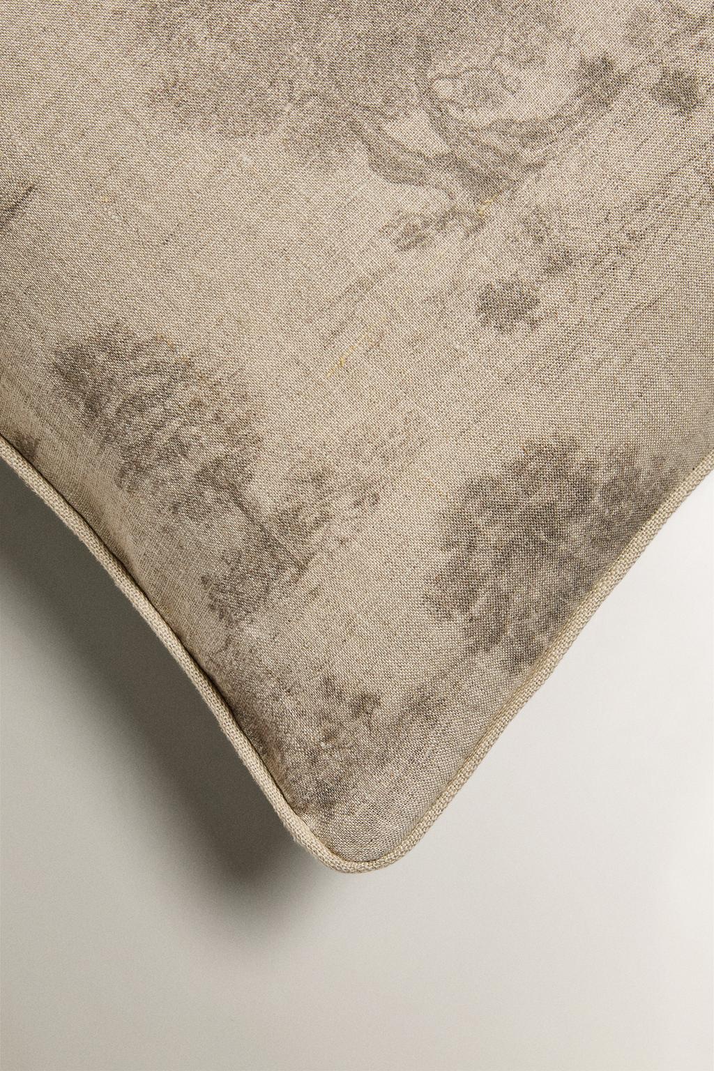 Чехол на подушку туа де жуй