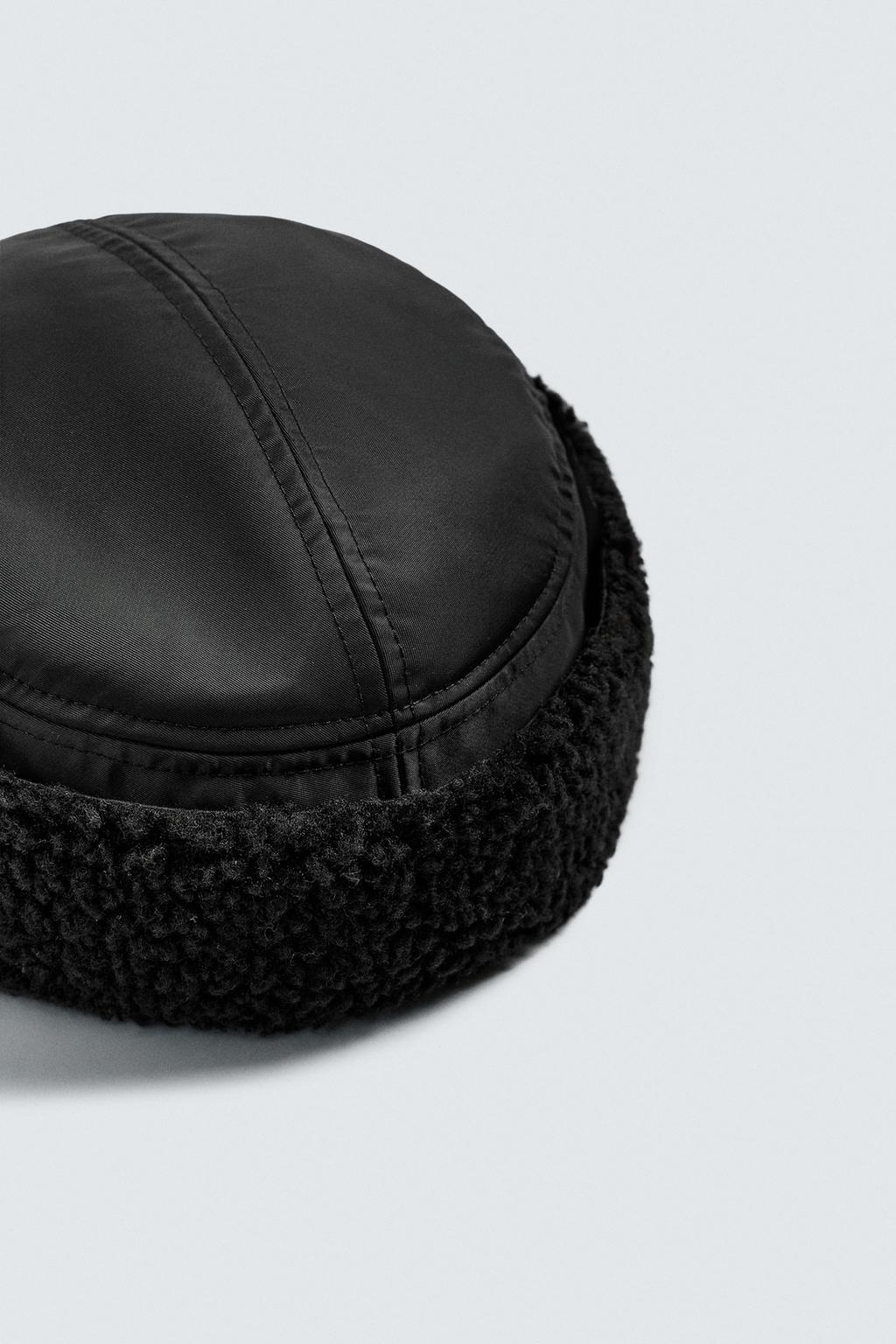 ТЕХНИЧЕСКАЯ КЕПКА С НАУШНИКАМИ И ИСКУССТВЕННОЙ ОВЧИНОЙ