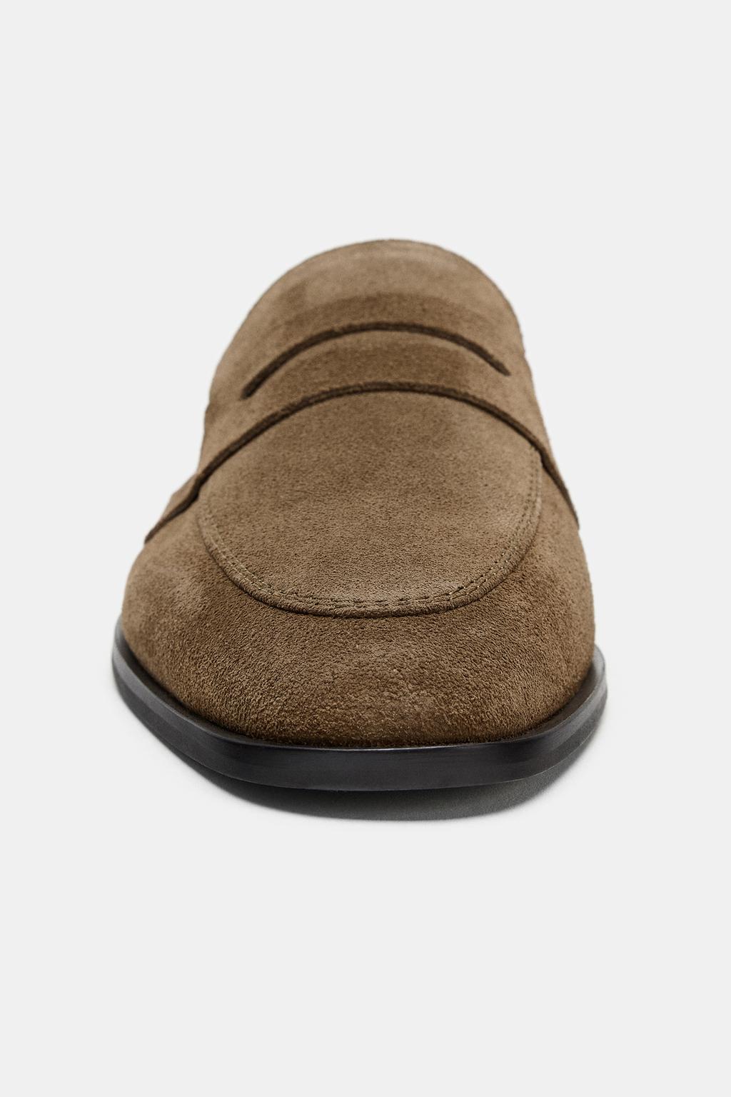 ЗАМШЕВЫЕ ЛОФЕРЫ НА ПЛОСКОЙ ПОДОШВЕ