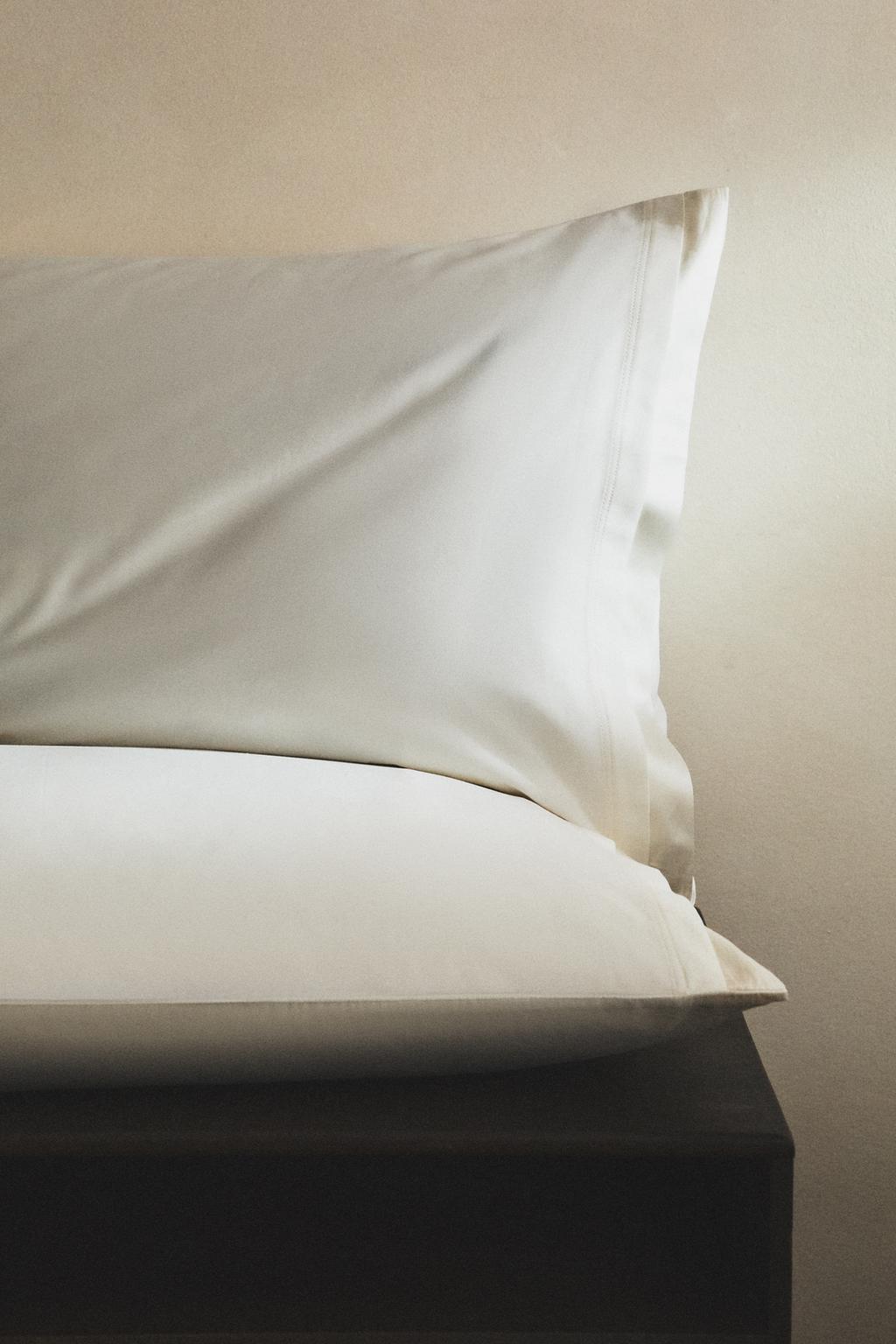 Наволочка из сатина с шелковой отделкой (300 нитей)