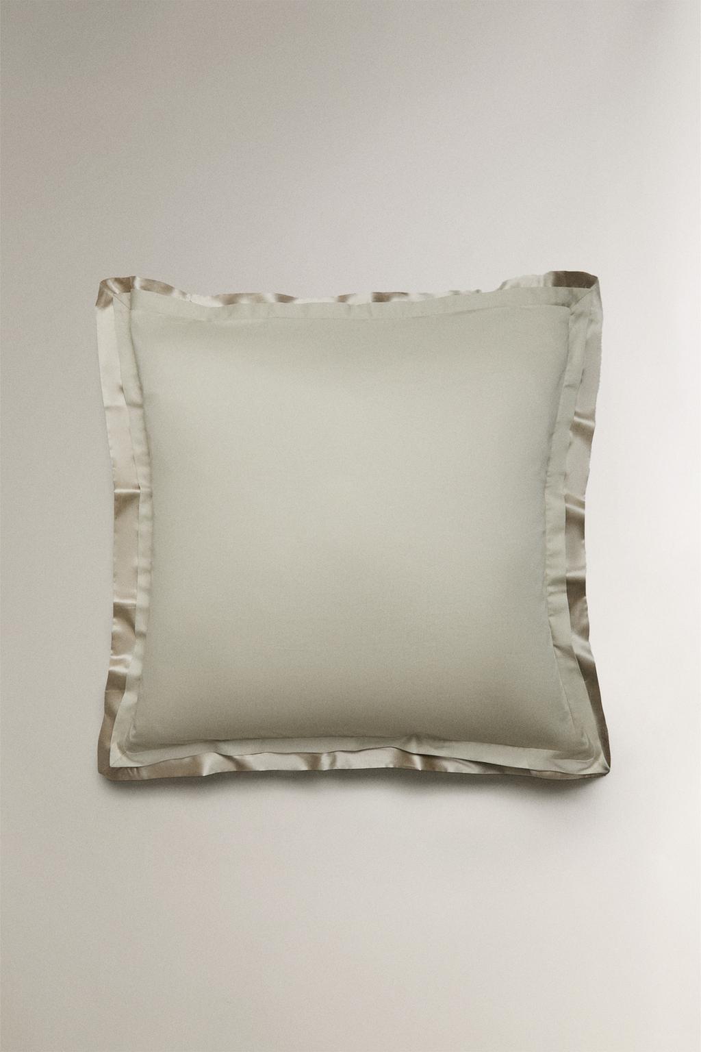 Наволочка из сатина с шелковой отделкой (300 нитей)