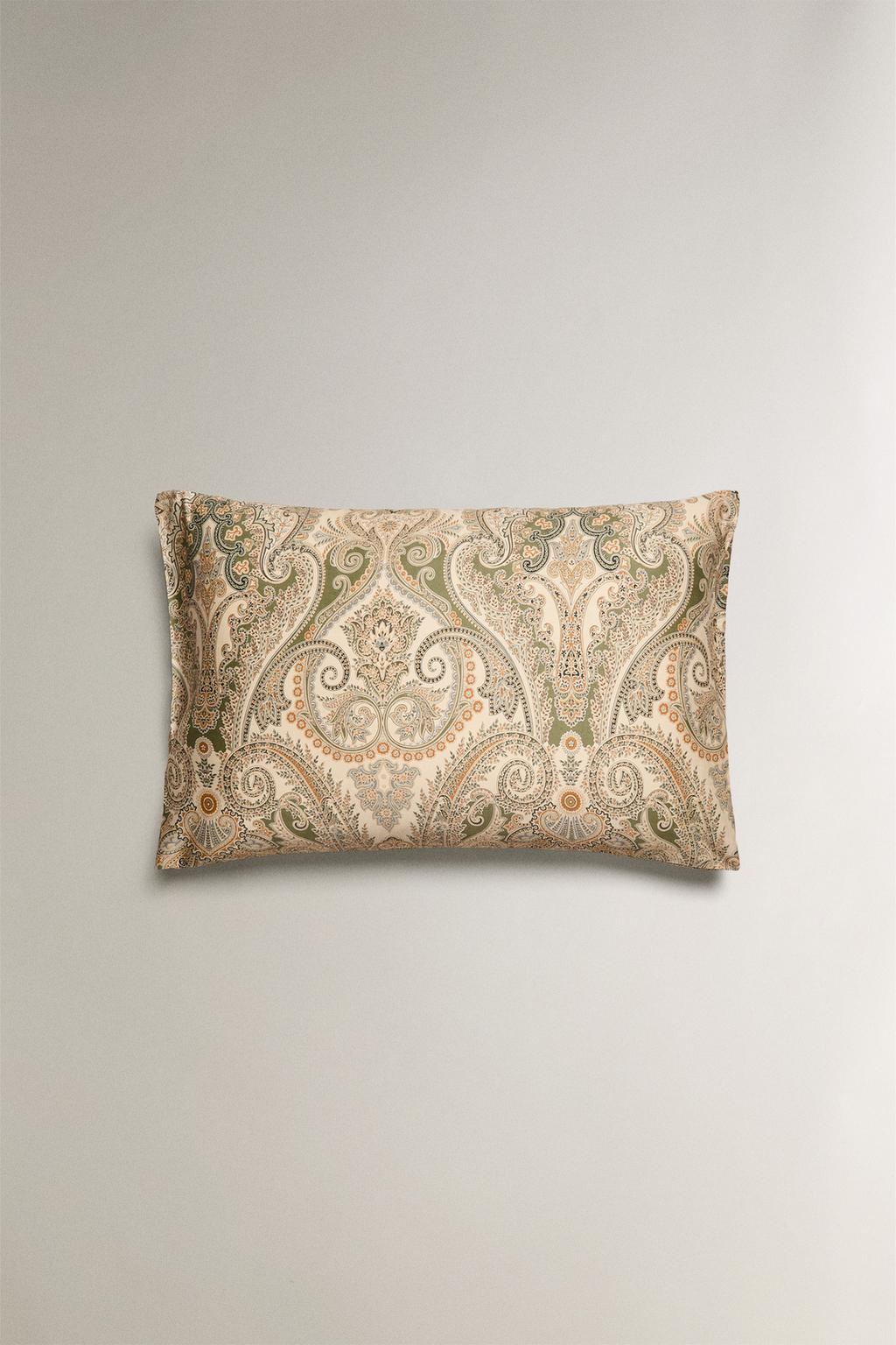 Наволочка из хлопкового сатина с рисунком пейсли (300 нитей)