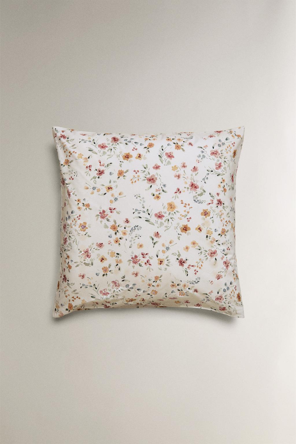Наволочка из хлопкового перкаля с цветочным узором (200 нитей)