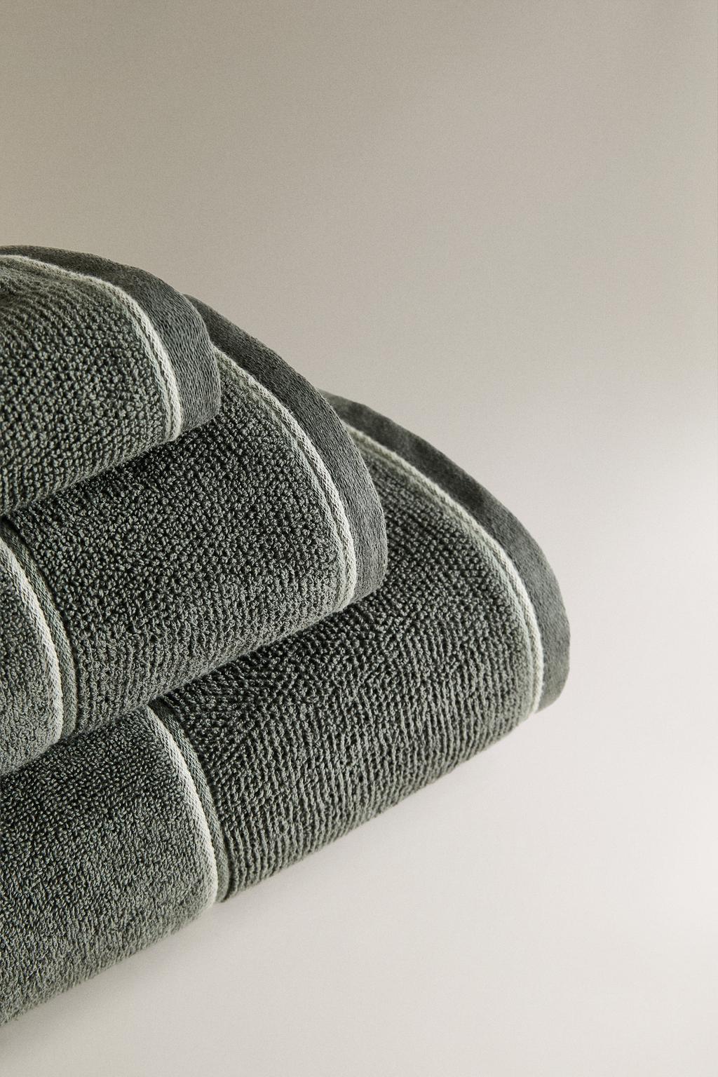 Банный полотенце с каймой из рисового стежка