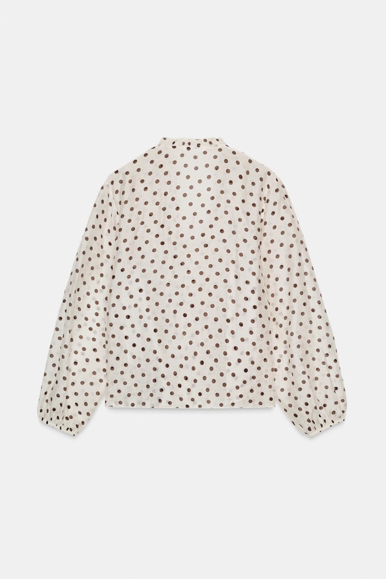 БЛУЗА В ГОРОШЕК С ВОЛАНАМИ