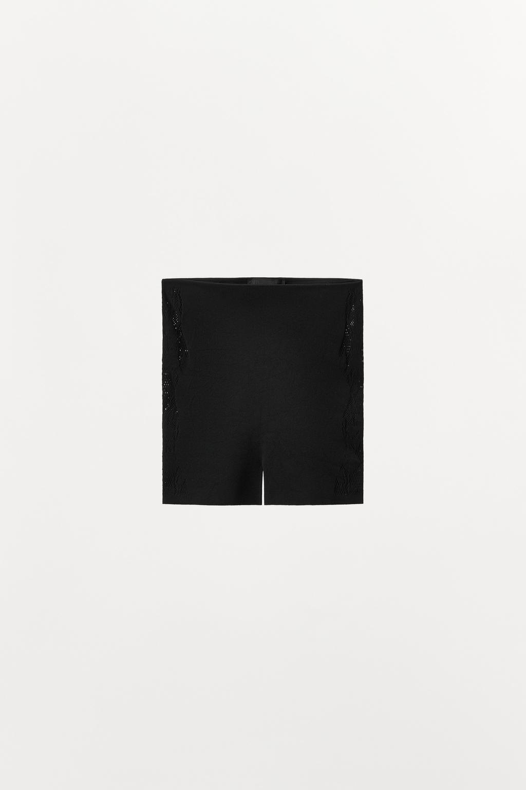 БЕСШОВНЫЕ КРУЖЕВНЫЕ ШОРТЫ