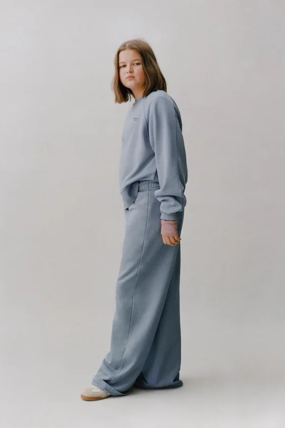 БРЮКИ WIDE LEG С ЭФФЕКТОМ ПОТЕРТОСТИ