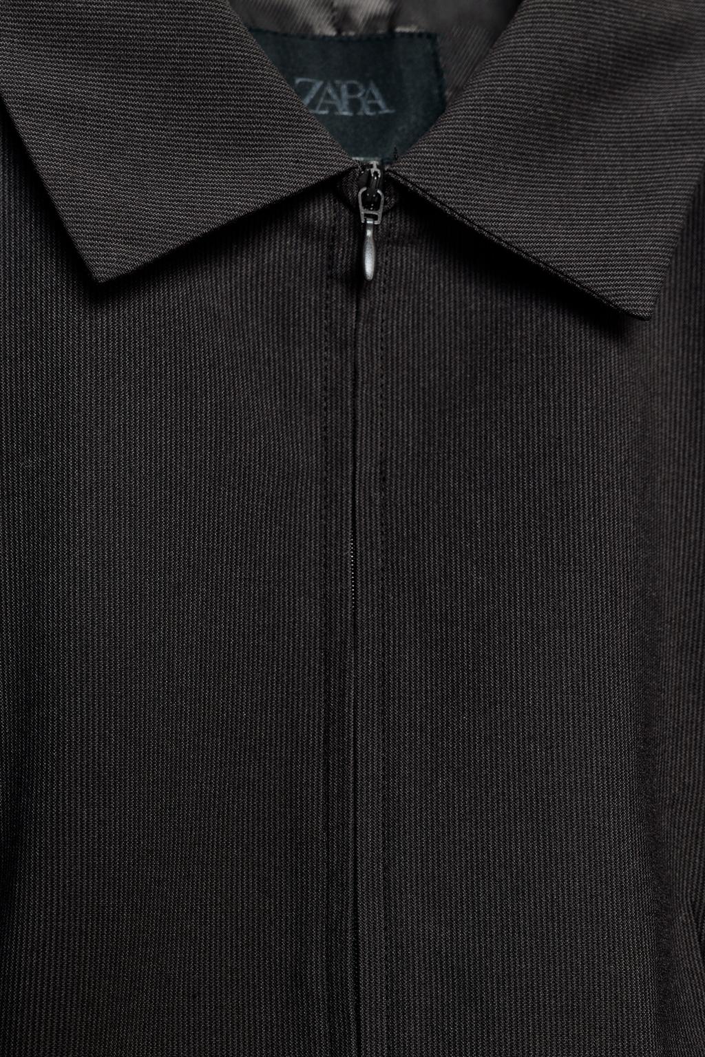 КУРТКА В ПОЛОСКУ С МОЛНИЯМИ