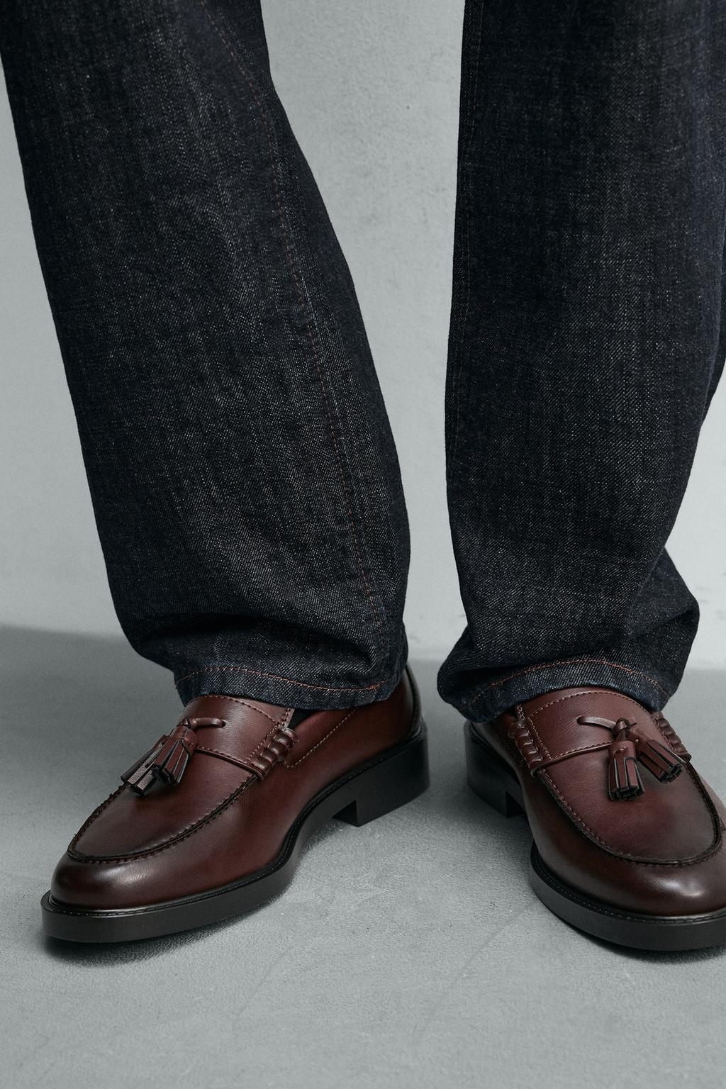 СТРОГИЕ ЛОФЕРЫ С ПЛАНКОЙ