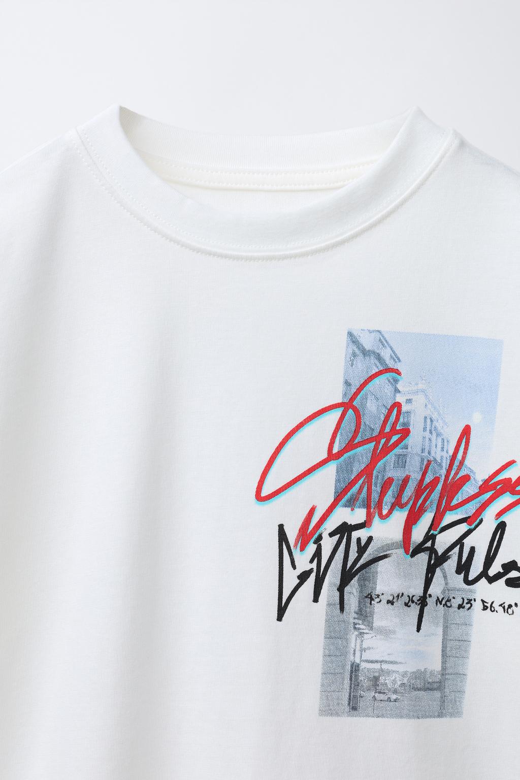 ФУТБОЛКА С ПРИНТОМ ГРАФФИТИ