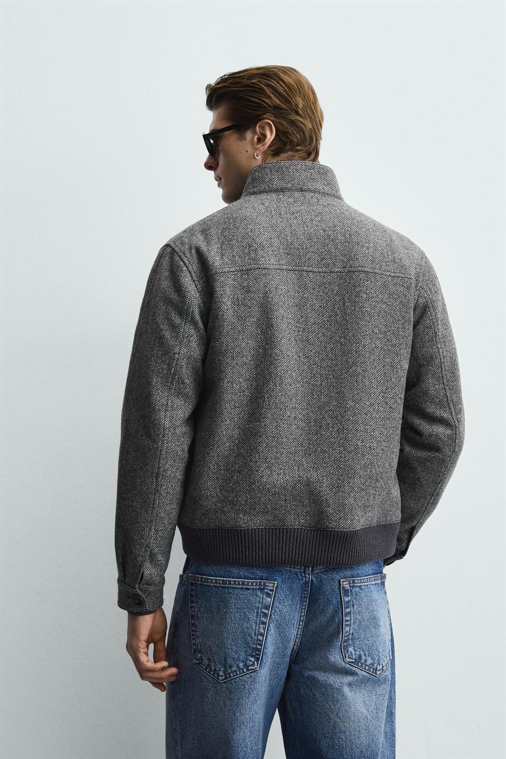 КУРТКА ИЗ РЕЛЬЕФНОЙ КОНТРАСТНОЙ ТКАНИ