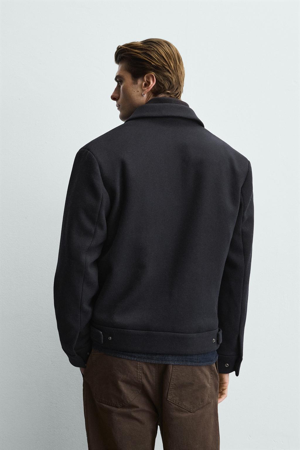 КУРТКА СО СЪЕМНЫМ ТРИКОТАЖНЫМ ВОРОТНИКОМ