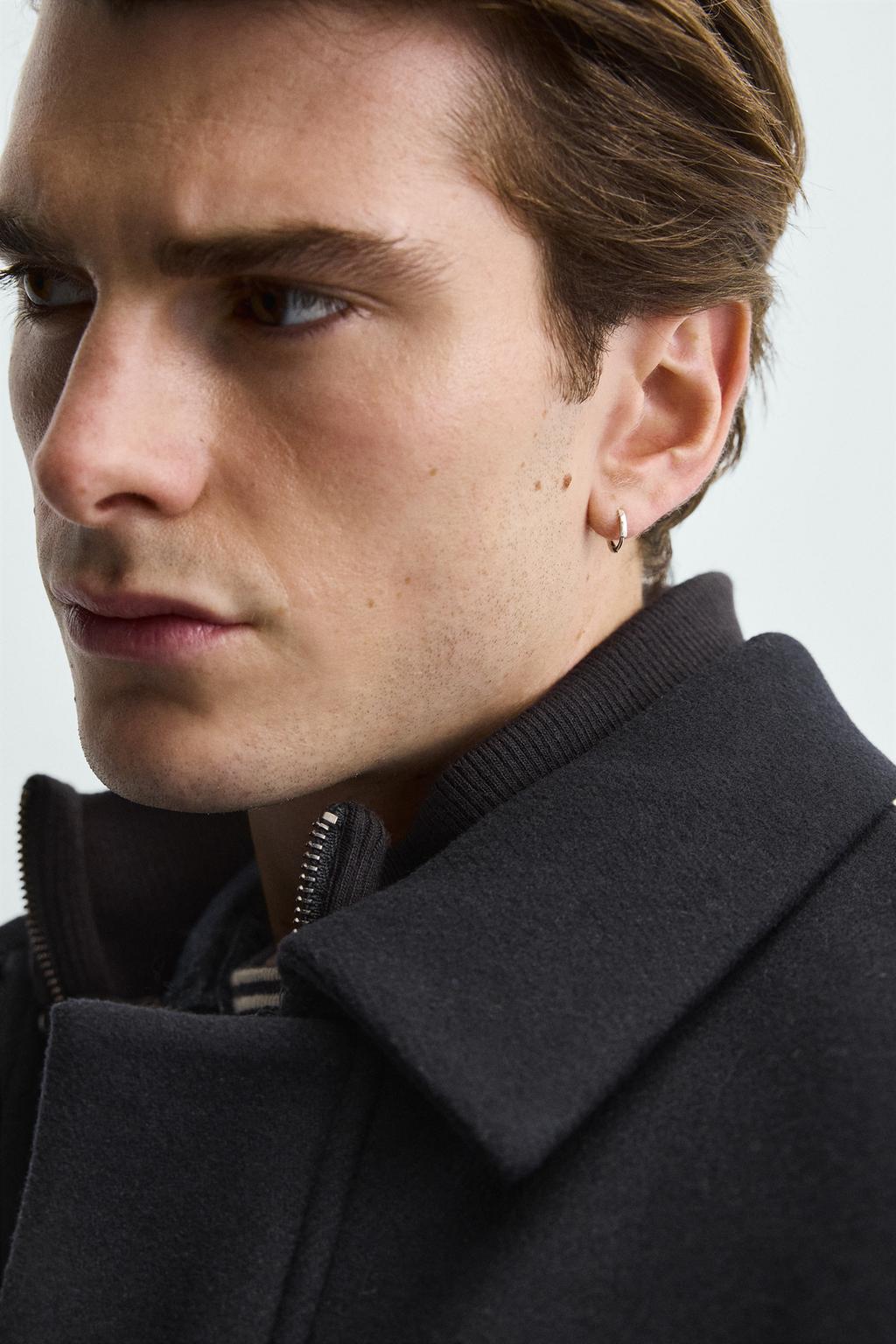 КУРТКА СО СЪЕМНЫМ ТРИКОТАЖНЫМ ВОРОТНИКОМ