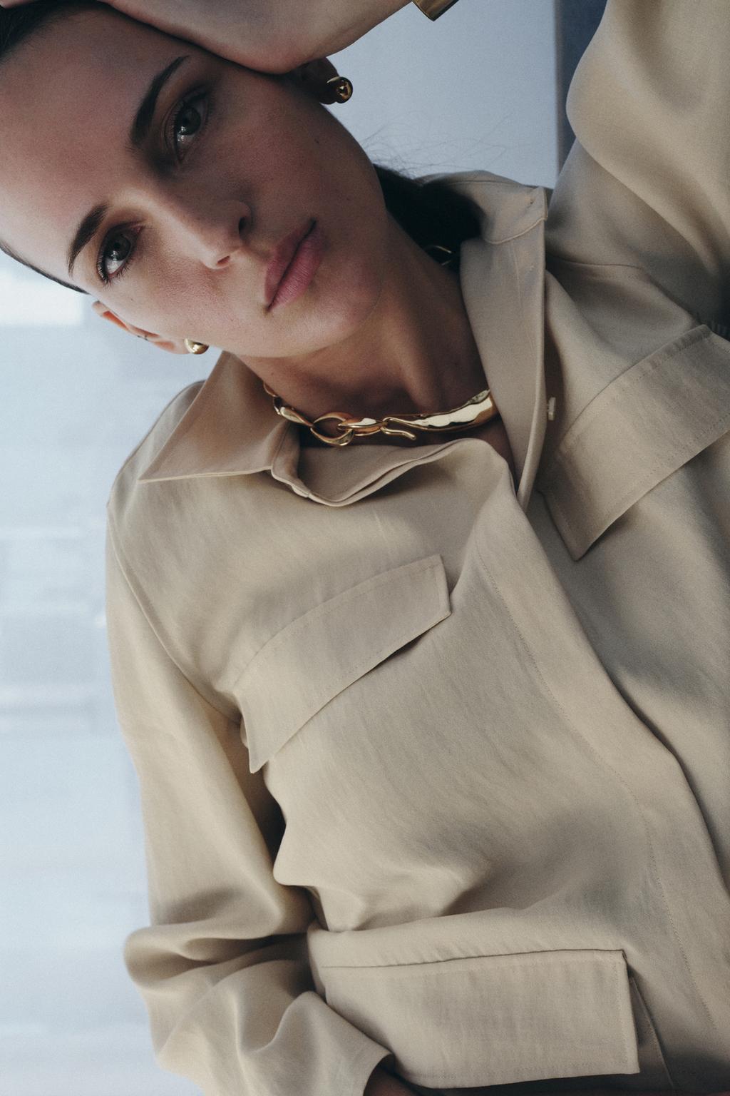 СТРУЯЩАЯСЯ РУБАШКА С КАРМАНАМИ — ZW COLLECTION