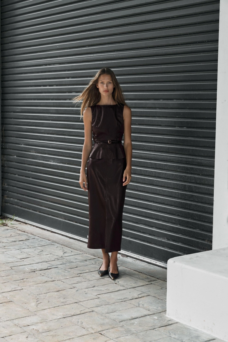 ТОП ИЗ ИСКУССТВЕННОЙ КОЖИ БЕЗ РУКАВОВ