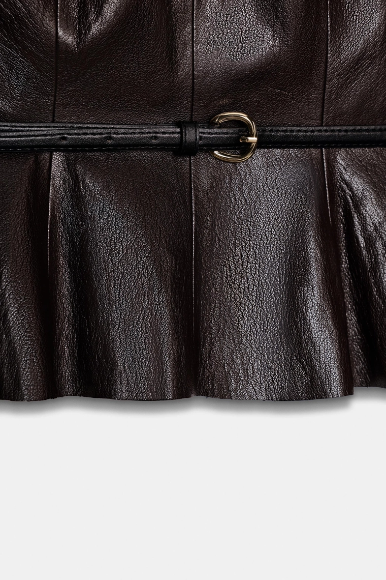 ТОП ИЗ ИСКУССТВЕННОЙ КОЖИ БЕЗ РУКАВОВ