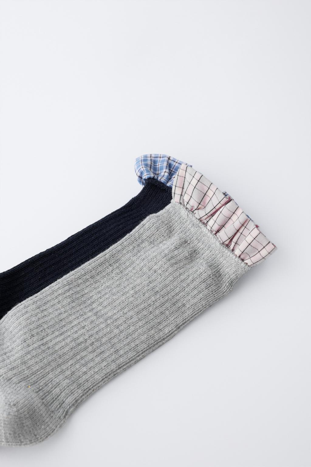 НАБОР ИЗ ДВУХ ПАР НОСКОВ С ВОЛАНАМИ