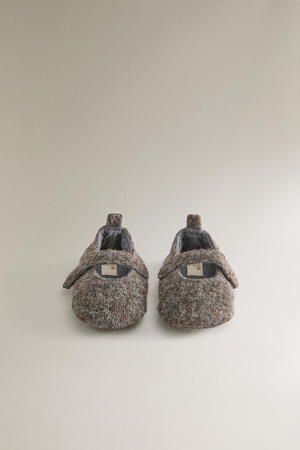 Туфли-балетки с эффектом шерсти