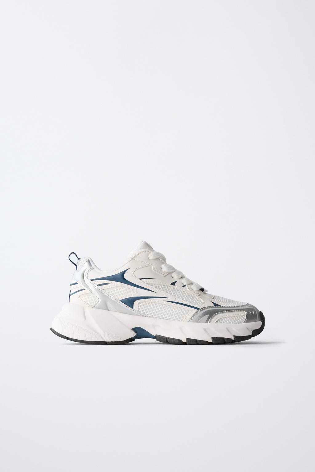 КРОССОВКИ С СЕТЧАТЫМИ ДЕТАЛЯМИ