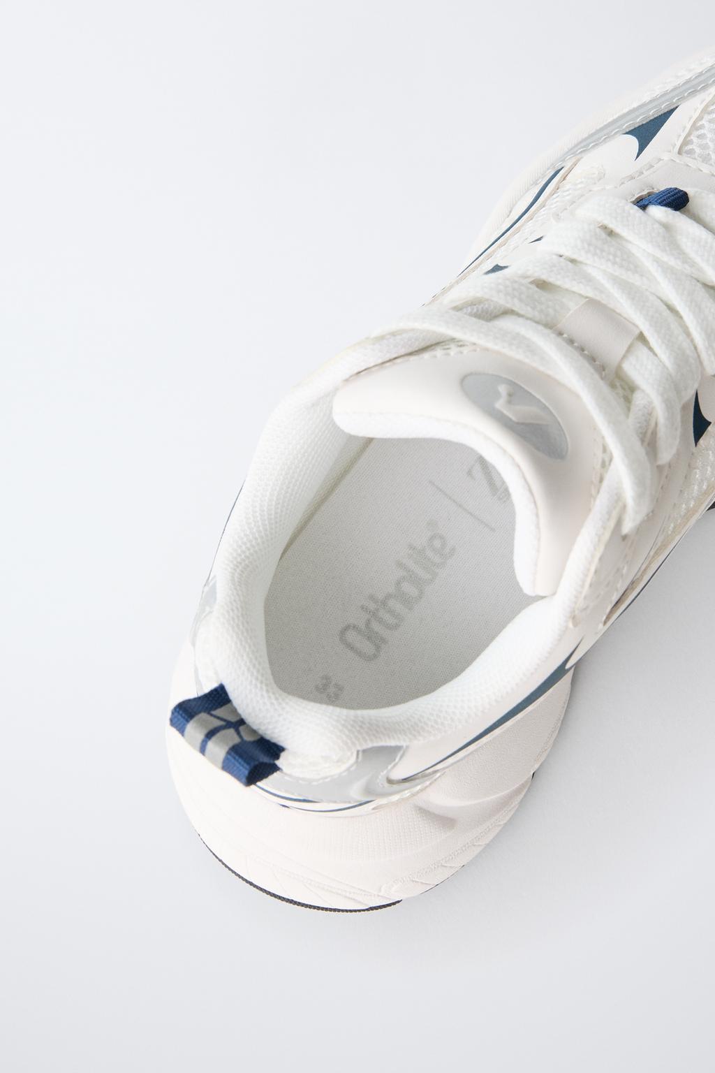 КРОССОВКИ С СЕТЧАТЫМИ ДЕТАЛЯМИ