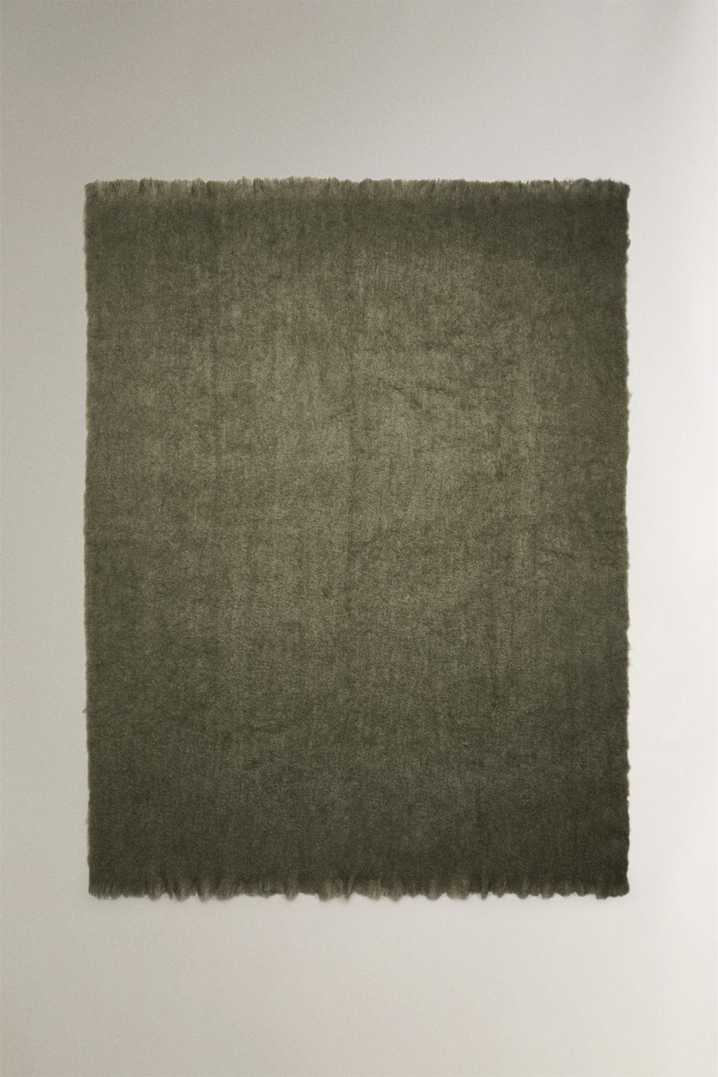 Плед из шерсти