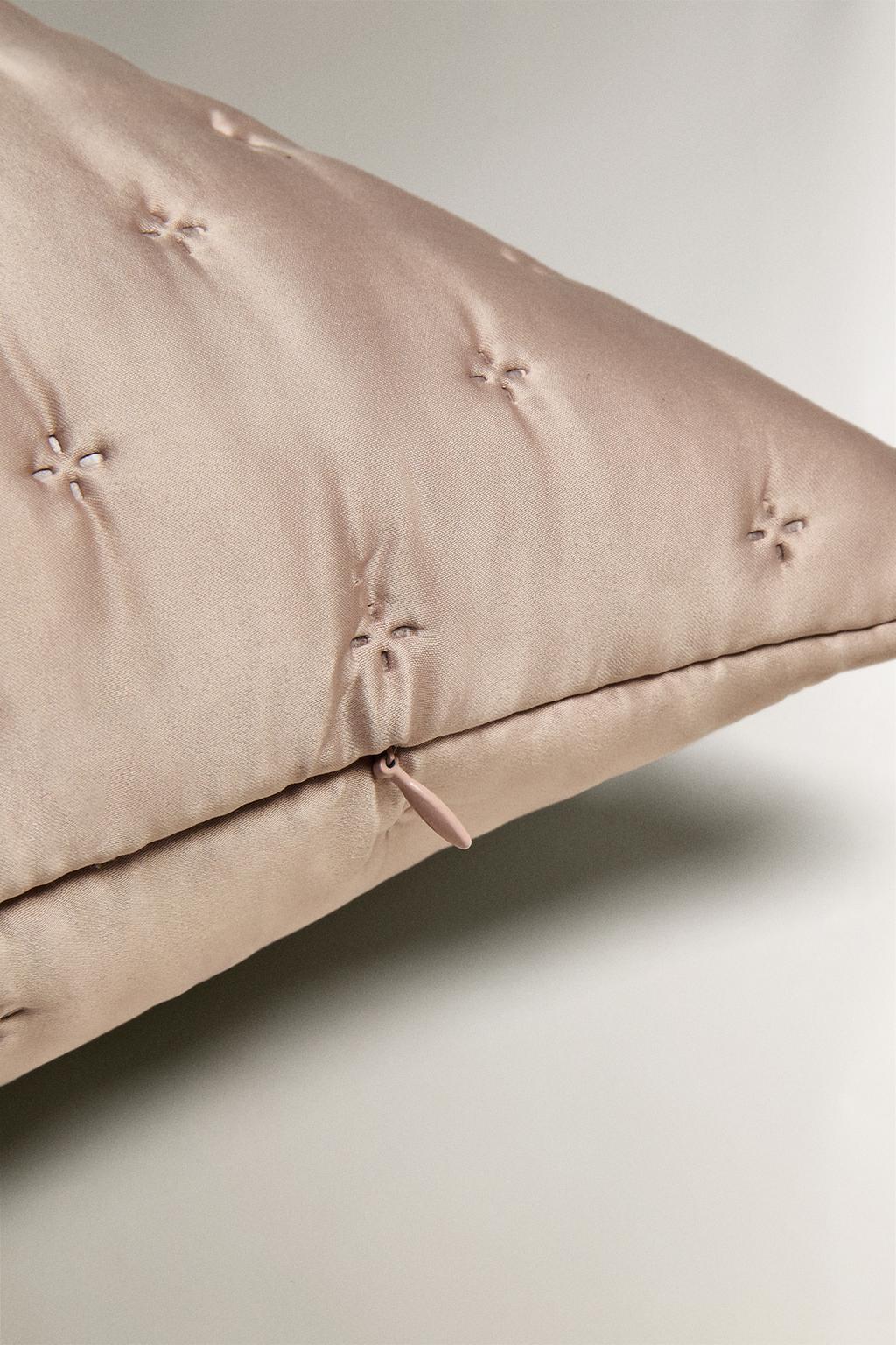 Чехол для подушки квилтов с узлами