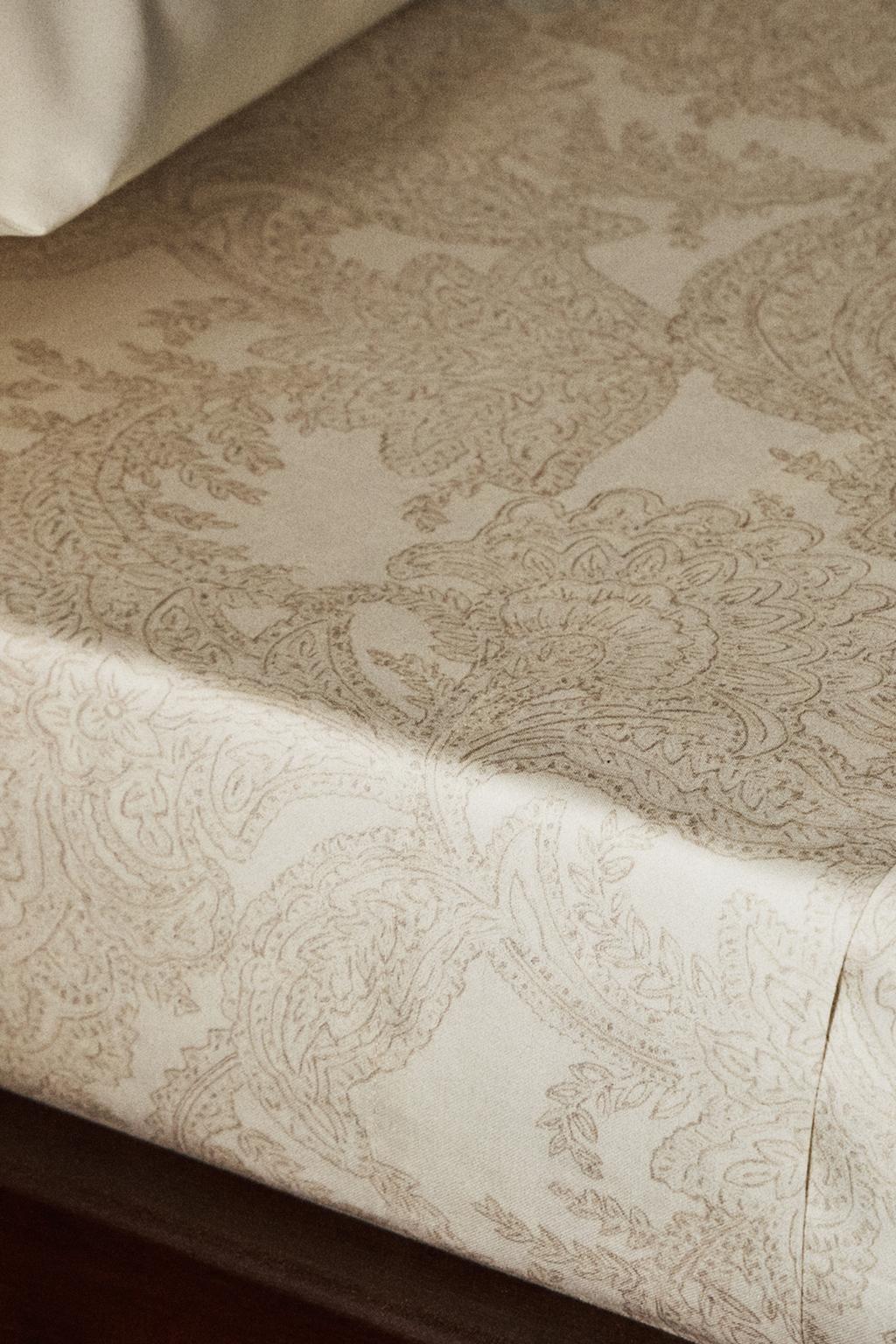 Простыня с рисунком пейсли из хлопкового сатина