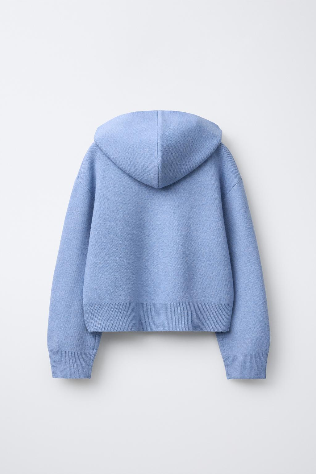 ВЯЗАНЫЙ СВИТЕР С КАПЮШОНОМ