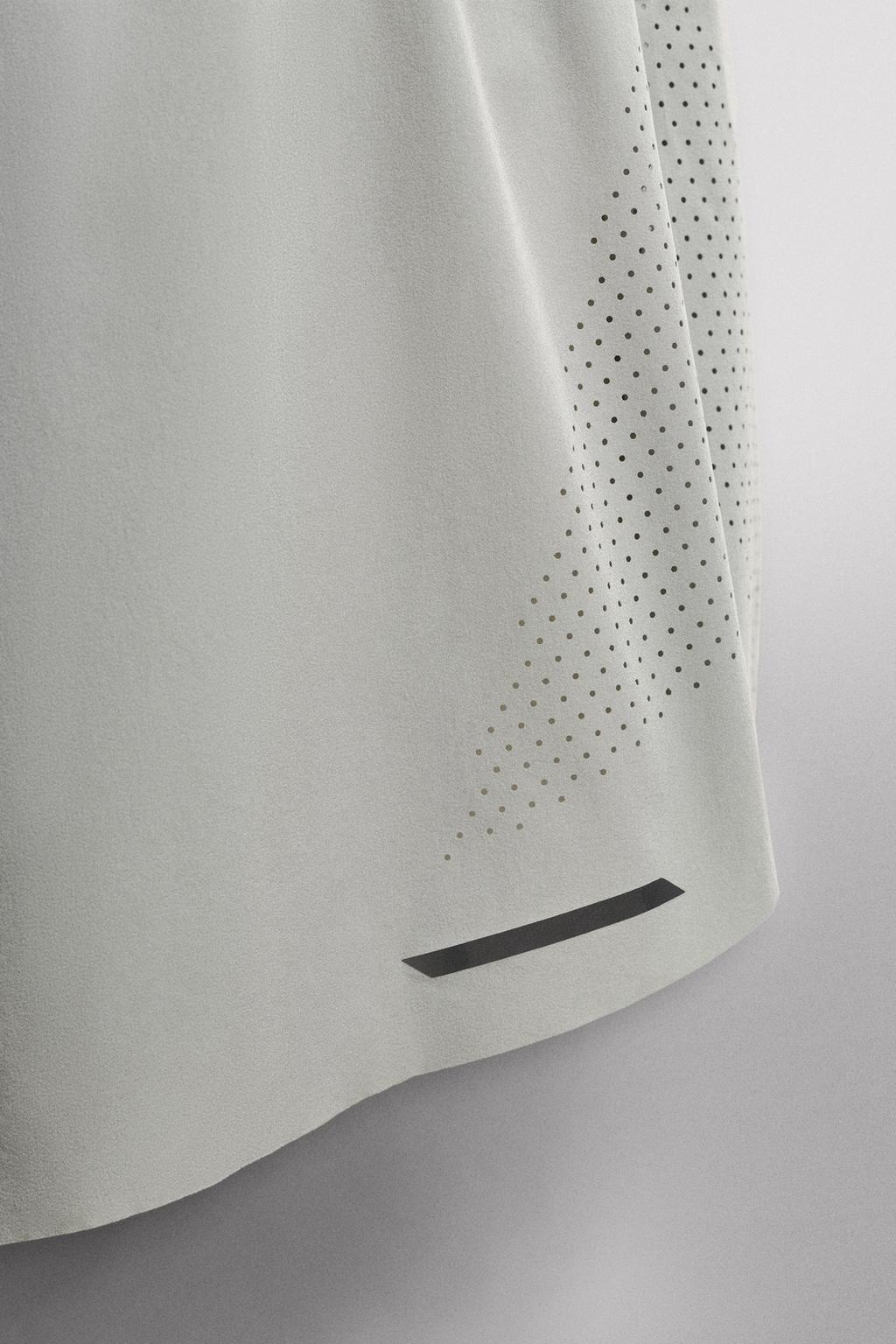 ЛЕГКИЕ ШОРТЫ ДЛЯ БЕГА