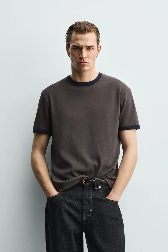 ФУТБОЛКА В РУБЧИК С КОНТРАСТНОЙ ОТДЕЛКОЙ БАЗОВАЯ