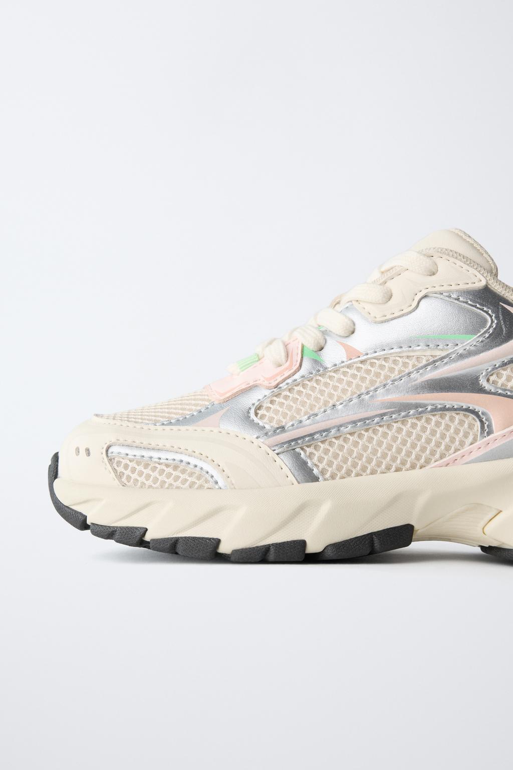 КРОССОВКИ С СЕТЧАТОЙ ТКАНЬЮ