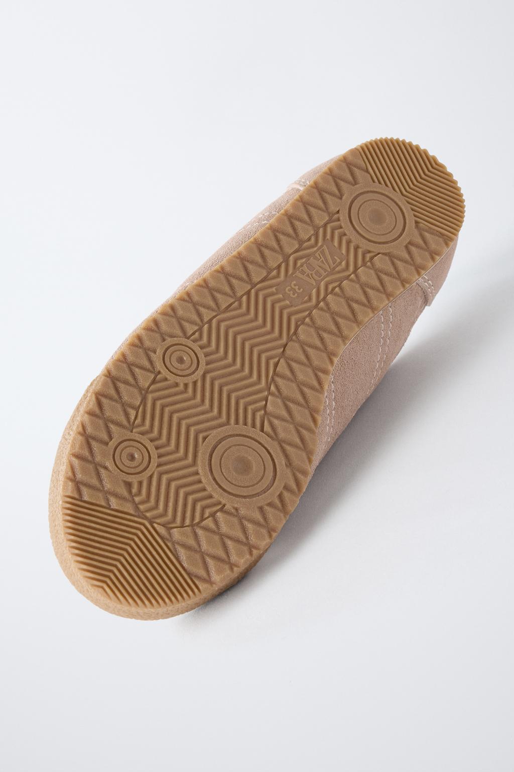 КОЖАНЫЕ КРОССОВКИ