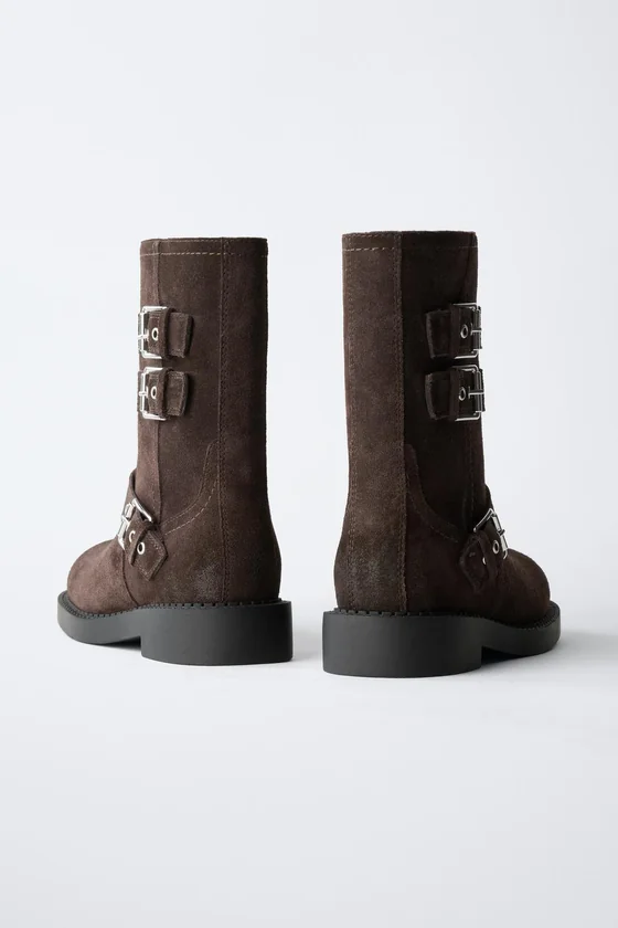 КОЖАНЫЕ БОТИНКИ С ПРЯЖКАМИ