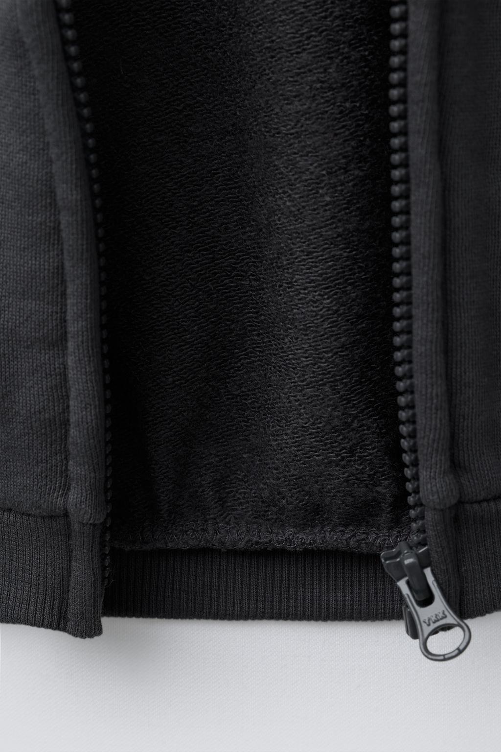 ТОЛСТОВКА НА МОЛНИИ С КАПЮШОНОМ