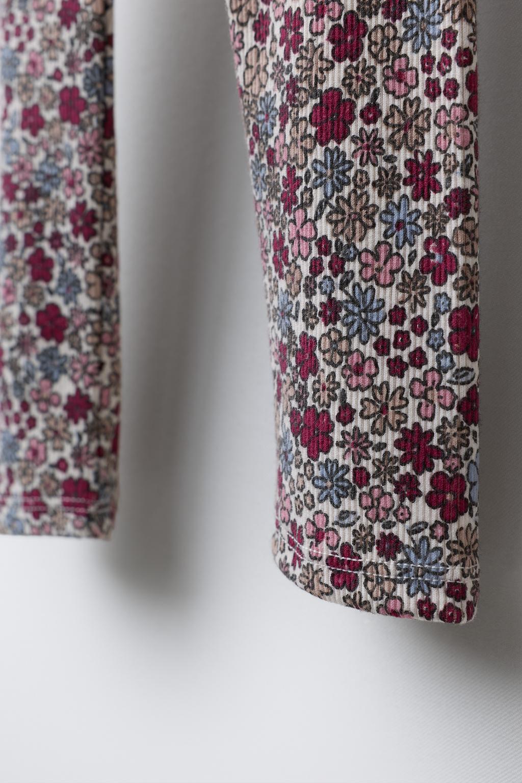 ЛЕГГИНСЫ В РУБЧИК С ПРИНТОМ