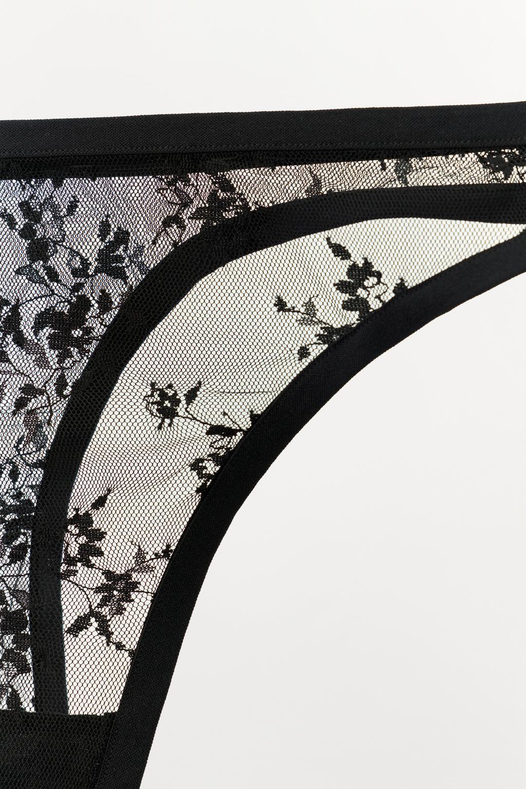 КРУЖЕВНЫЕ ТРУСЫ-ТАНГА