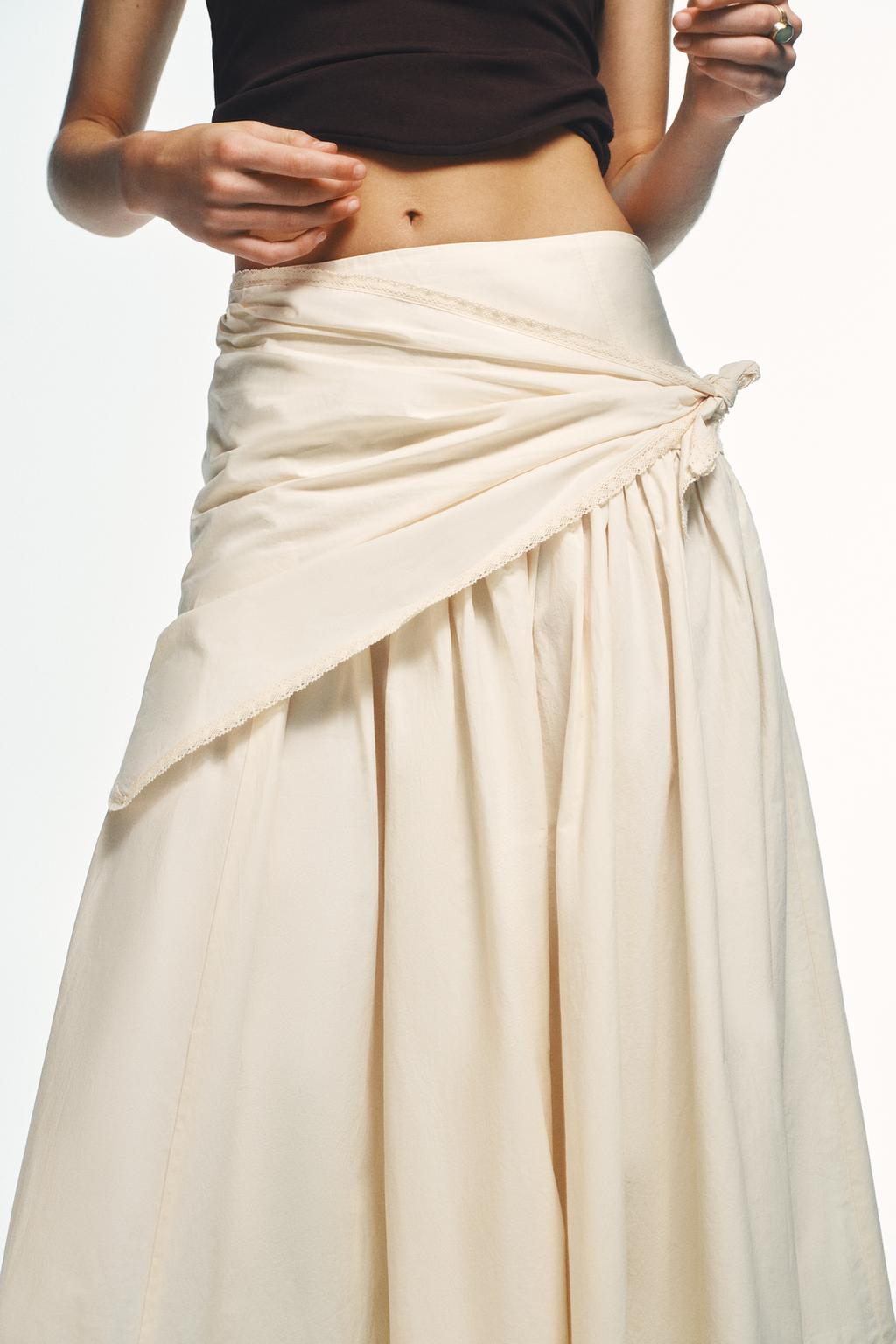 ЮБКА МИДИ ОБЪЕМНОГО КРОЯ В ВИДЕ ПЛАТКА