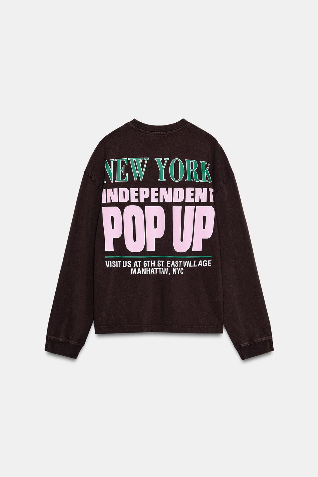 ФУТБОЛКА С ЭФФЕКТОМ ПОТЕРТОСТИ И КОНТРАСТНЫМ ТЕКСТОМ