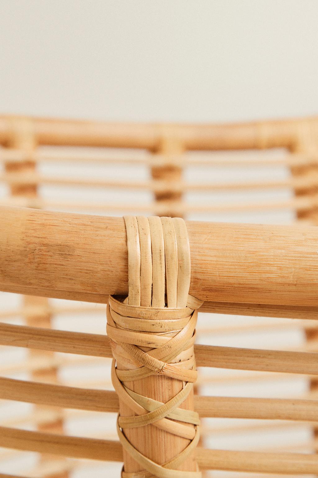 Детская мини-кроватка из ротанга