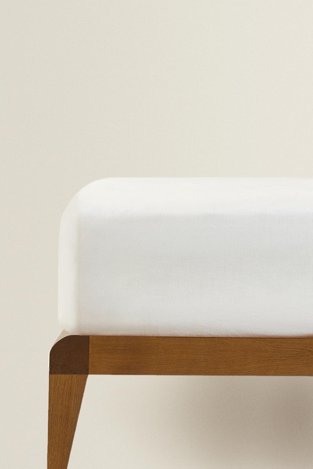 Простынь на резинке