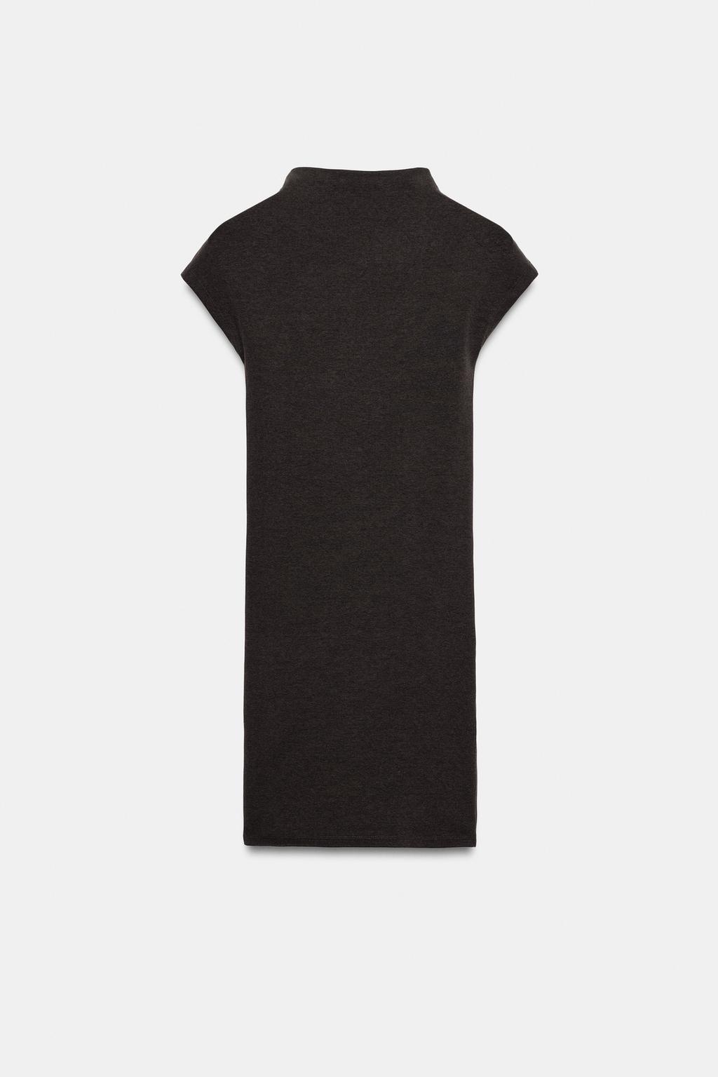 КОРОТКОЕ ПЛАТЬЕ С ВОРОТНИКОМ-СТОЙКОЙ