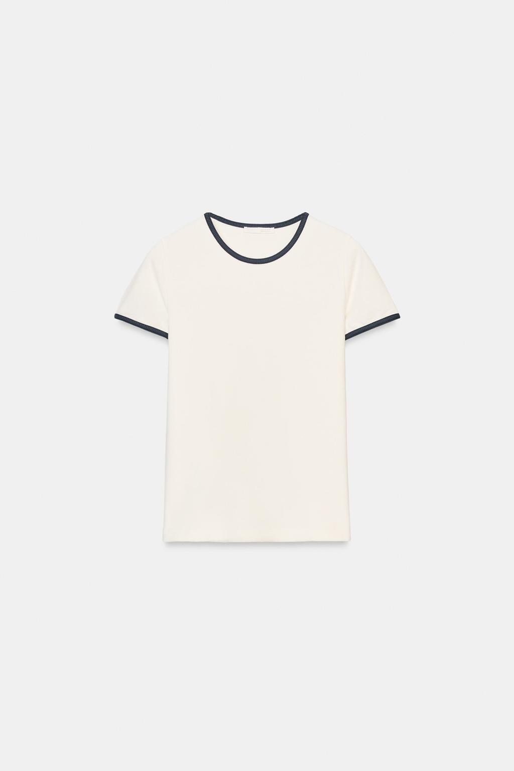 ФУТБОЛКА С КОНТРАСТНЫМИ ДЕТАЛЯМИ