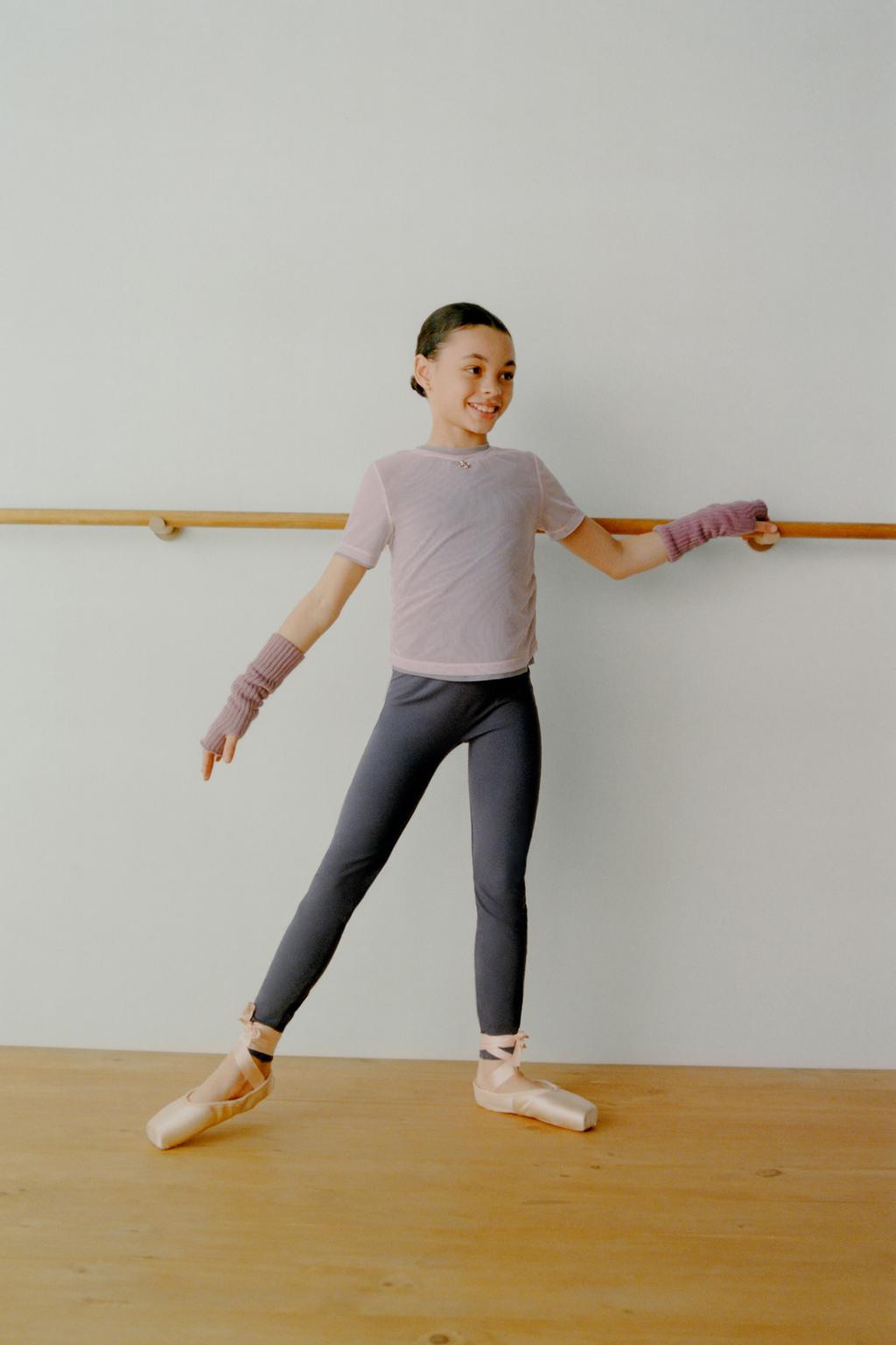 ФУТБОЛКА «БАЛЕТ» С ДВОЙНЫМ НИЗОМ