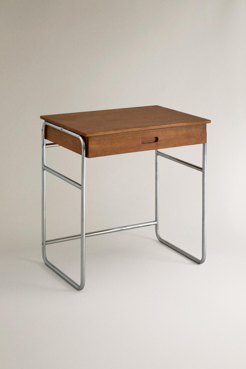 Детский винтажный письменный стол