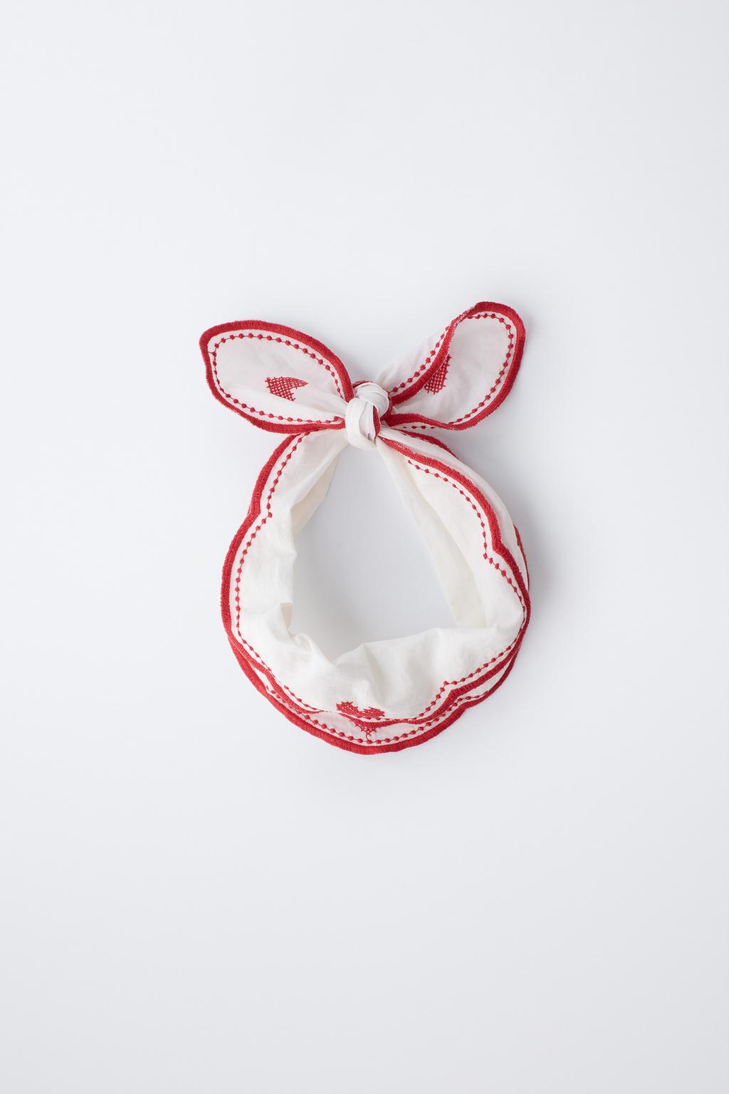 БАНДАНА С ВЫШИТЫМИ ВОЛНАМИ И СЕРДЕЧКАМИ