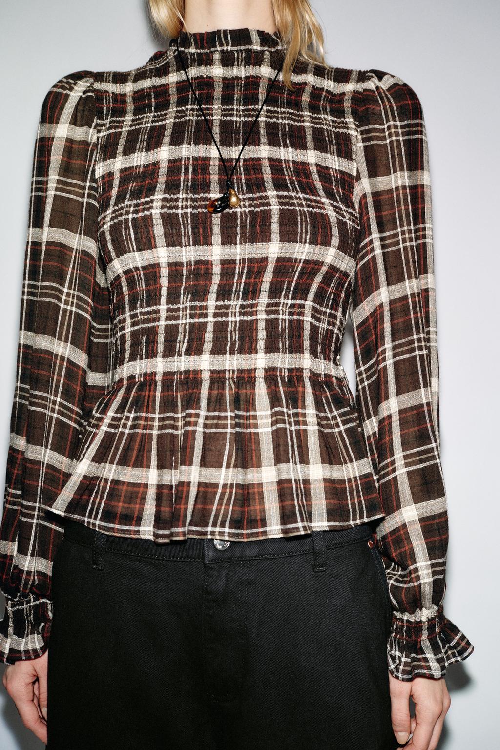 РУБАШКА В КЛЕТКУ С ЭЛАСТИЧНЫМ ЖАТЫМ УЗОРОМ