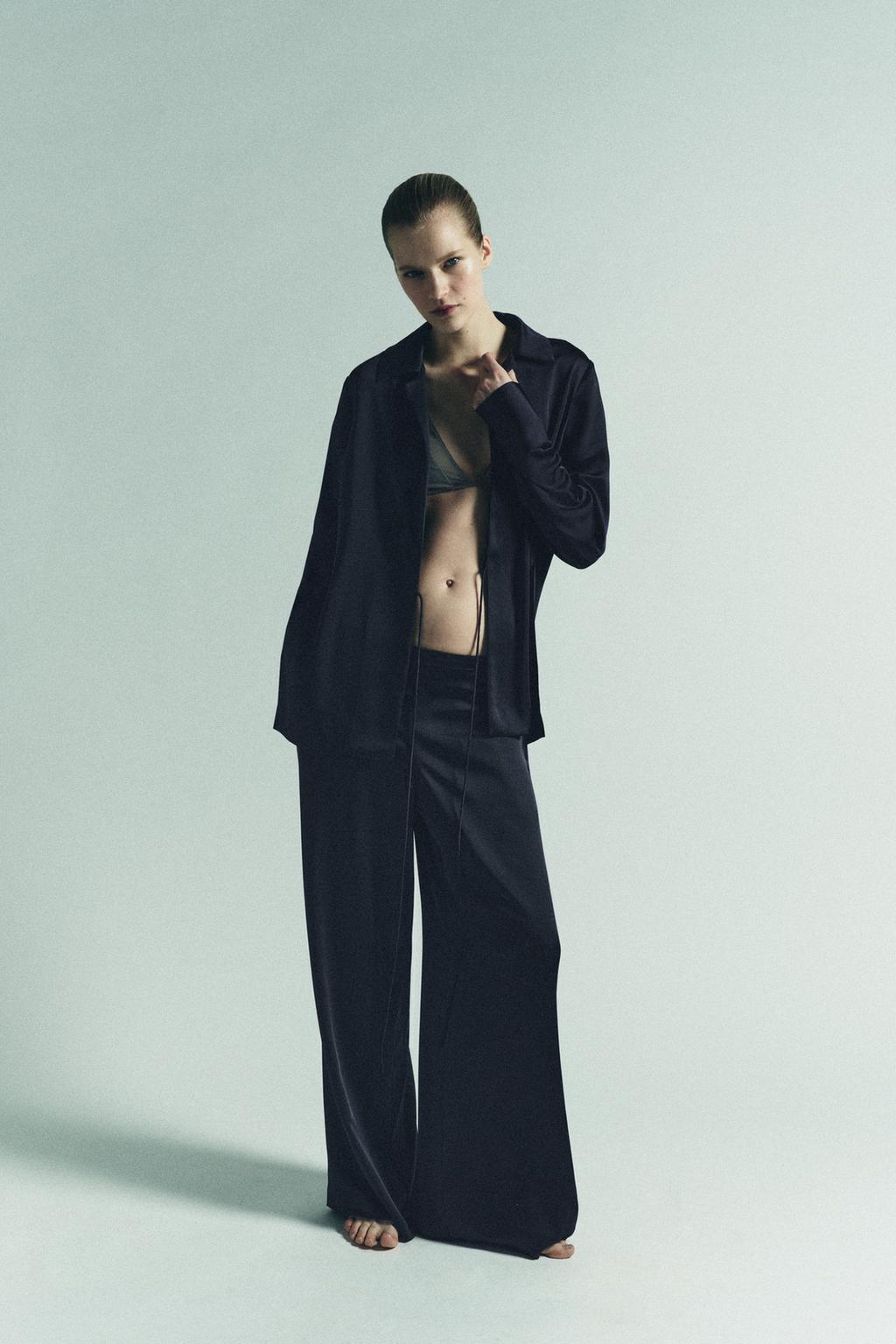 АТЛАСНАЯ РУБАШКА С ЗАВЯЗКАМИ